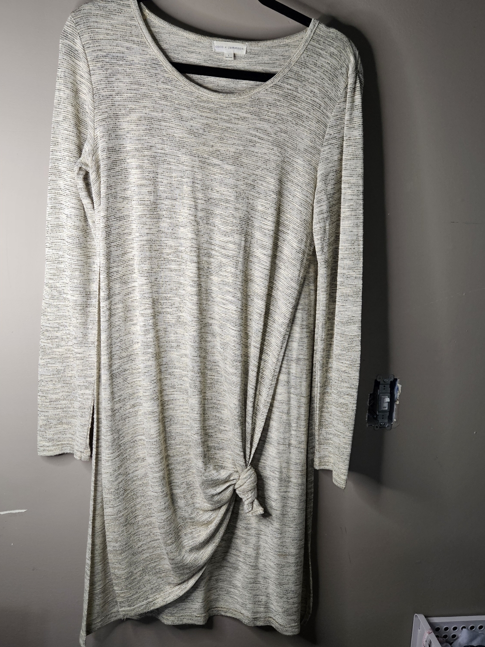Kensie Long Sleeve Heathered Cream Tie-Front Top